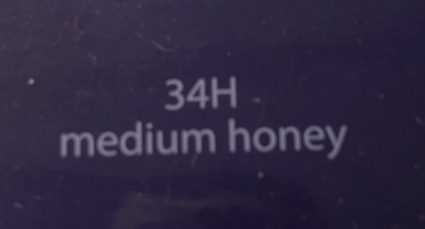 TARTE MARACUJA TINTED HYDRATOR 34H medium honey