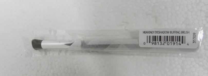 Bare Escentuals Heavenly Eyeshadow Buffing Brush