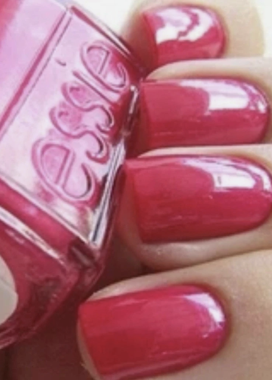 Essie Nail Polish 111 Strawberry Sorbet