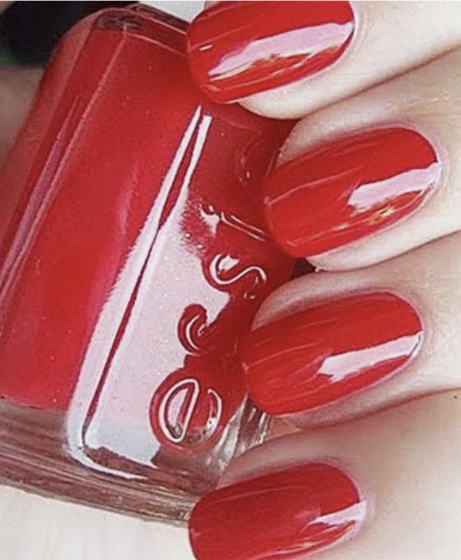 Essie Nail Polish 121 QUEEN OF HEARTS