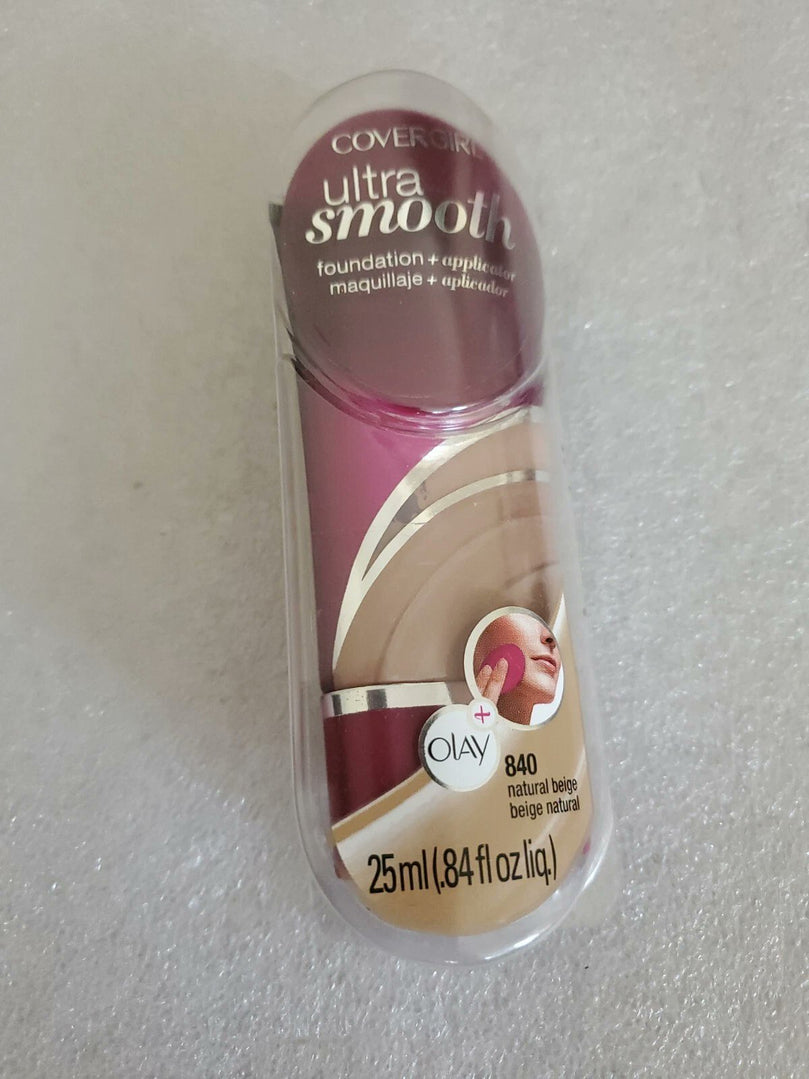 CoverGirl UltraSmooth Foundation + Applicator, 840 Natural Beige